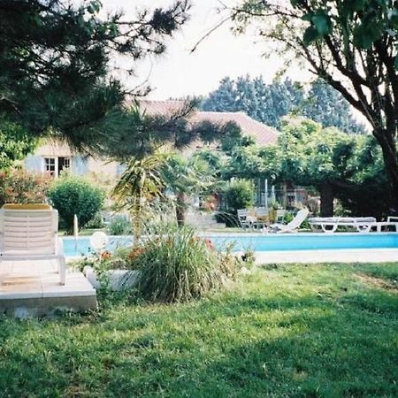 Chambres D'Hotes Saint Veredeme Pujaut Bagian luar foto